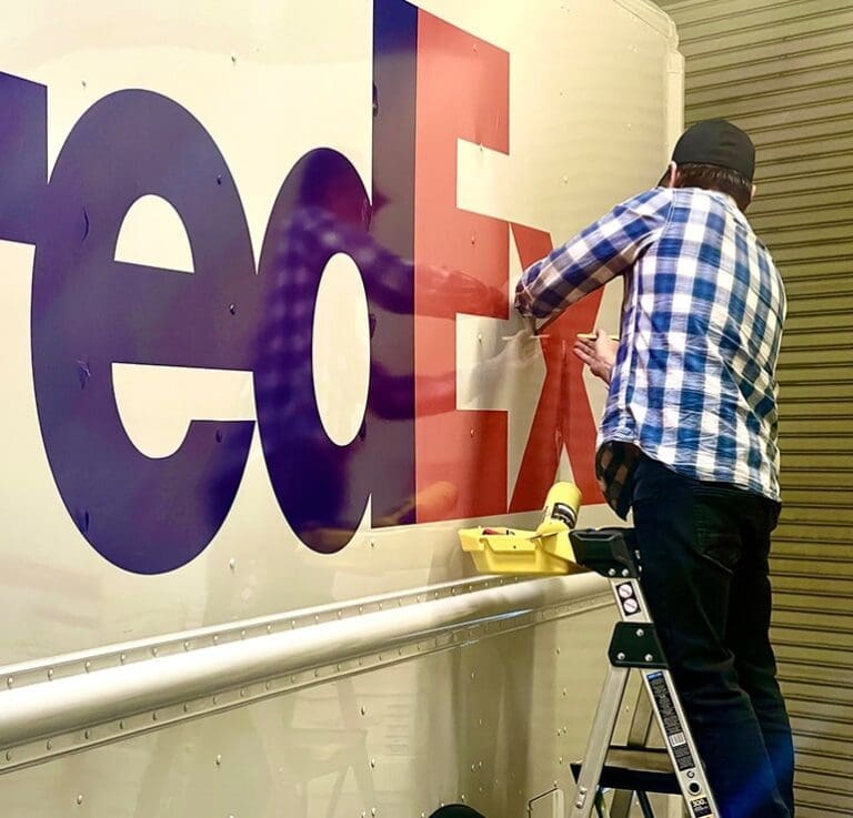 work_vehicle-wrap-fedex-1